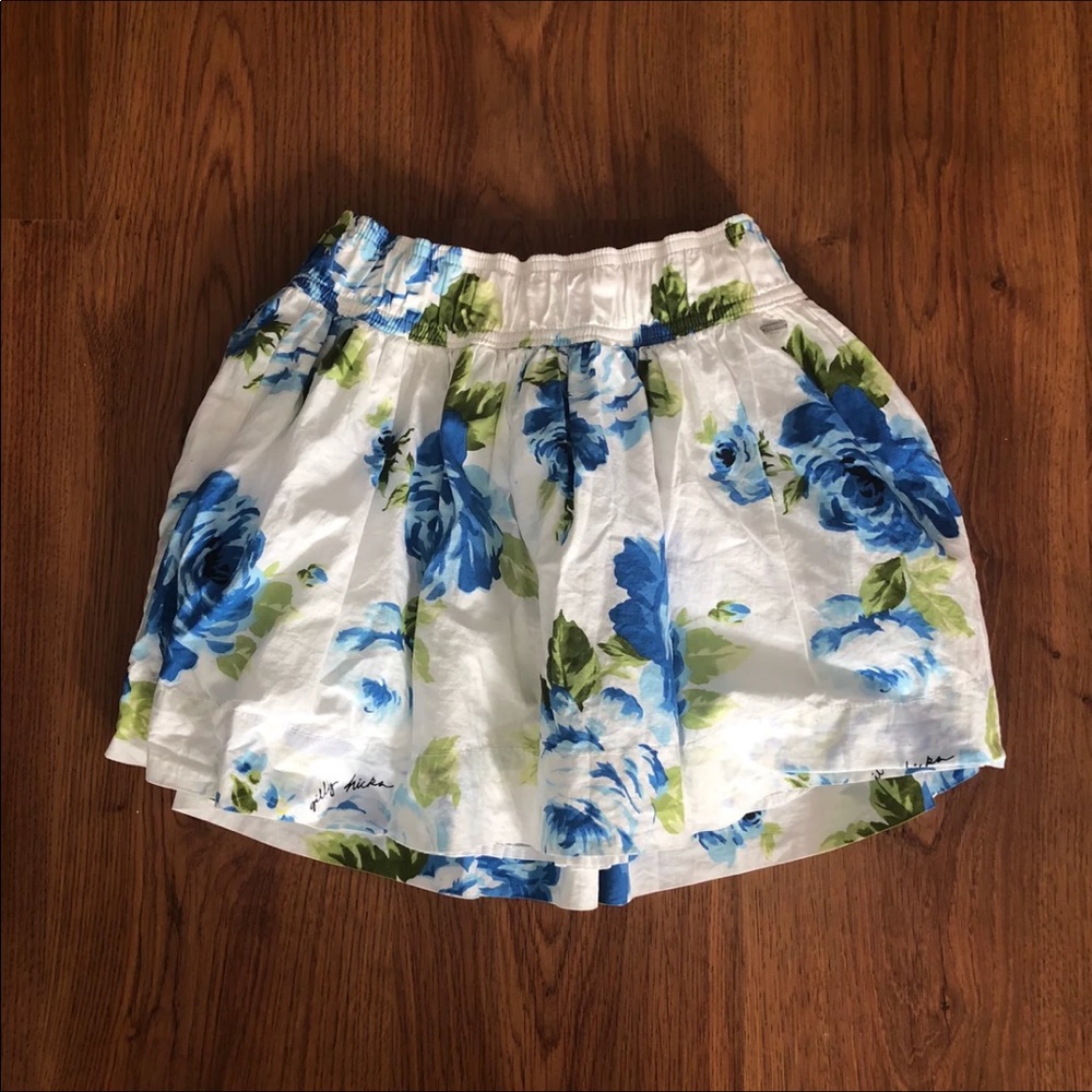 Gilly Hicks Skirt